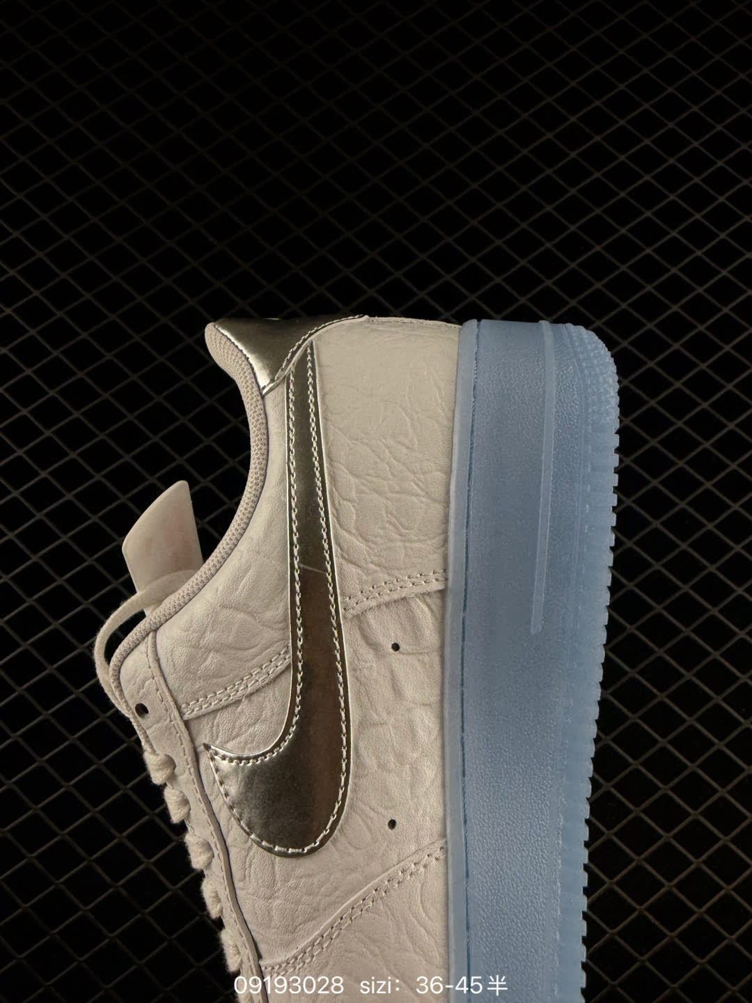 Nike AIR FORCE 1-IR1981-100